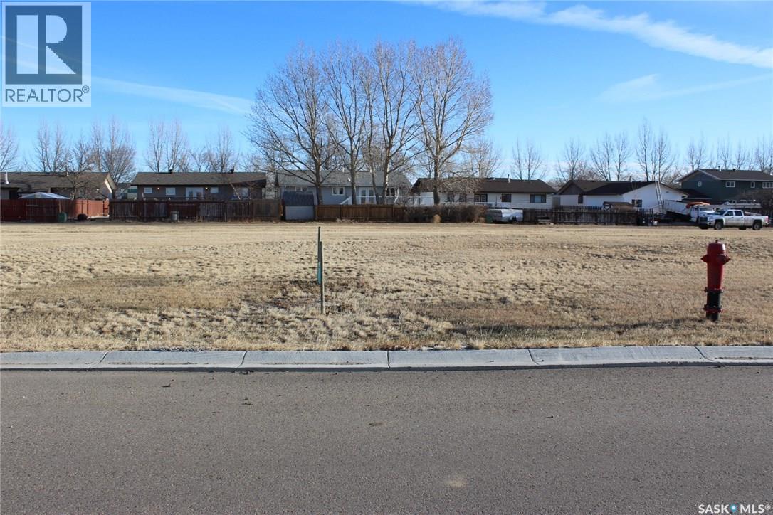 740 Kelly Drive, Shaunavon, Saskatchewan  S0N 2M0 - Photo 4 - SK026720