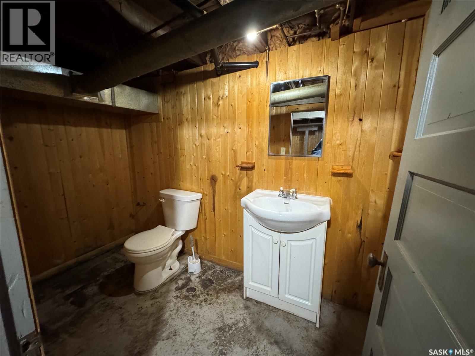 52 2nd Avenue Ne, Swift Current, Saskatchewan  S9H 2C5 - Photo 25 - SK026635