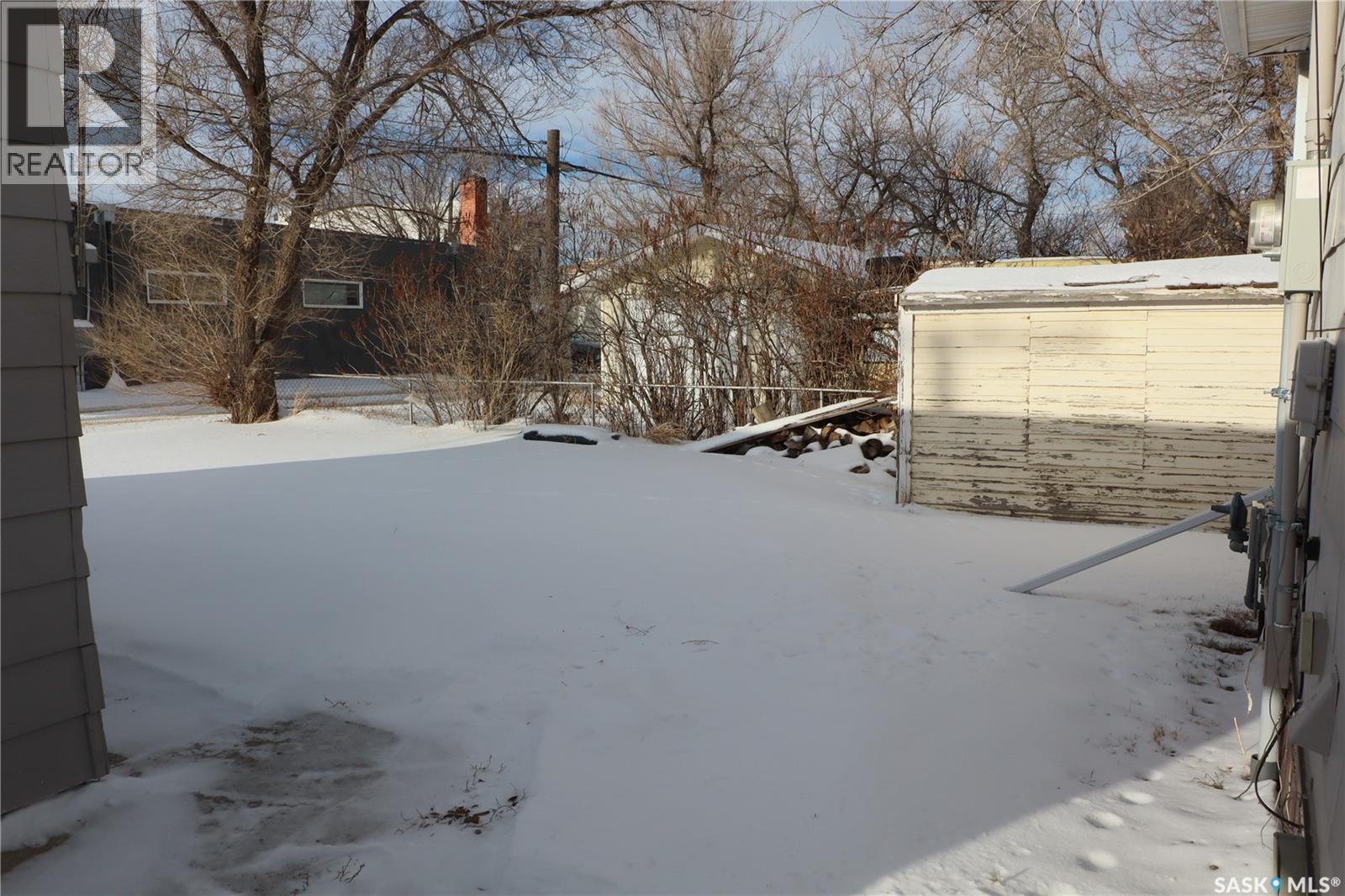 52 2nd Avenue Ne, Swift Current, Saskatchewan  S9H 2C5 - Photo 34 - SK026635