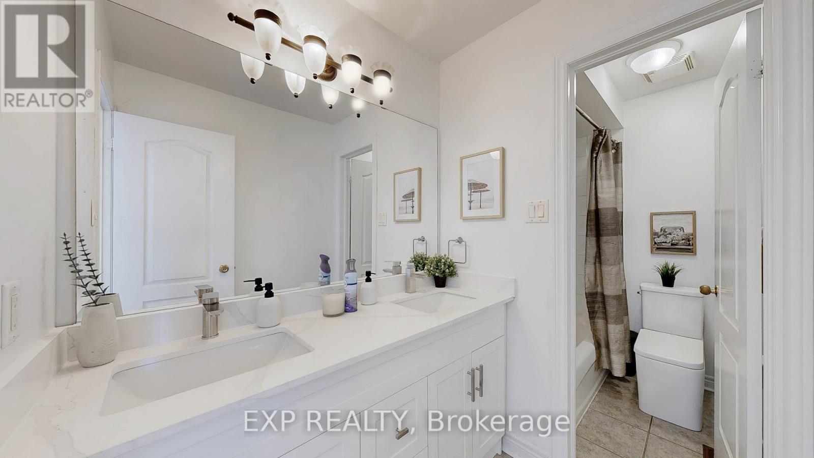 19 La Rocca Avenue, Vaughan, Ontario  L4H 2B6 - Photo 30 - N12688830