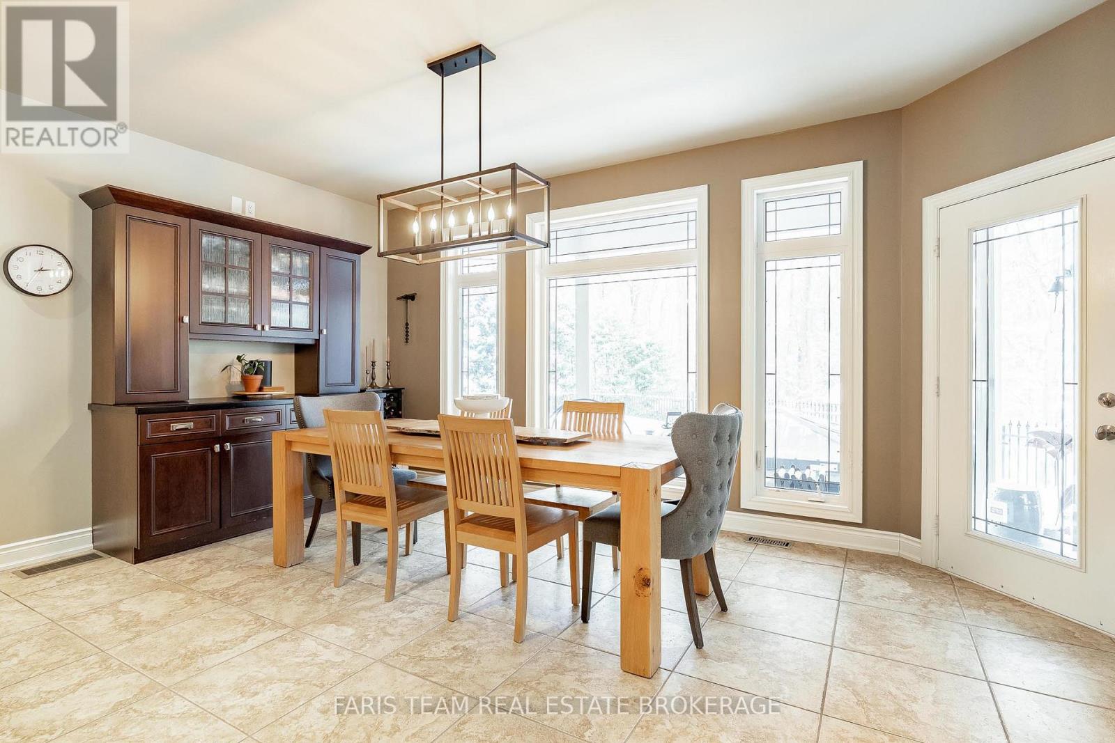 1209 Seadon Road, Springwater, Ontario  L9X 1V5 - Photo 14 - S12679464