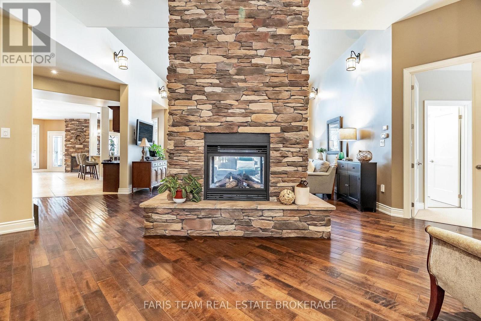 1209 Seadon Road, Springwater, Ontario  L9X 1V5 - Photo 4 - S12679464