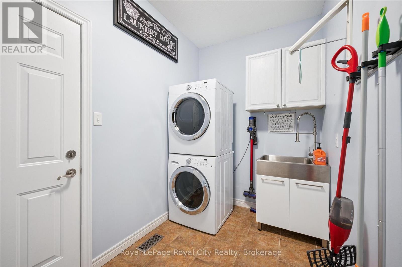 279 Farley Drive, Guelph (Pineridge/westminster Woods), Ontario  N1L 1N6 - Photo 16 - X12691456