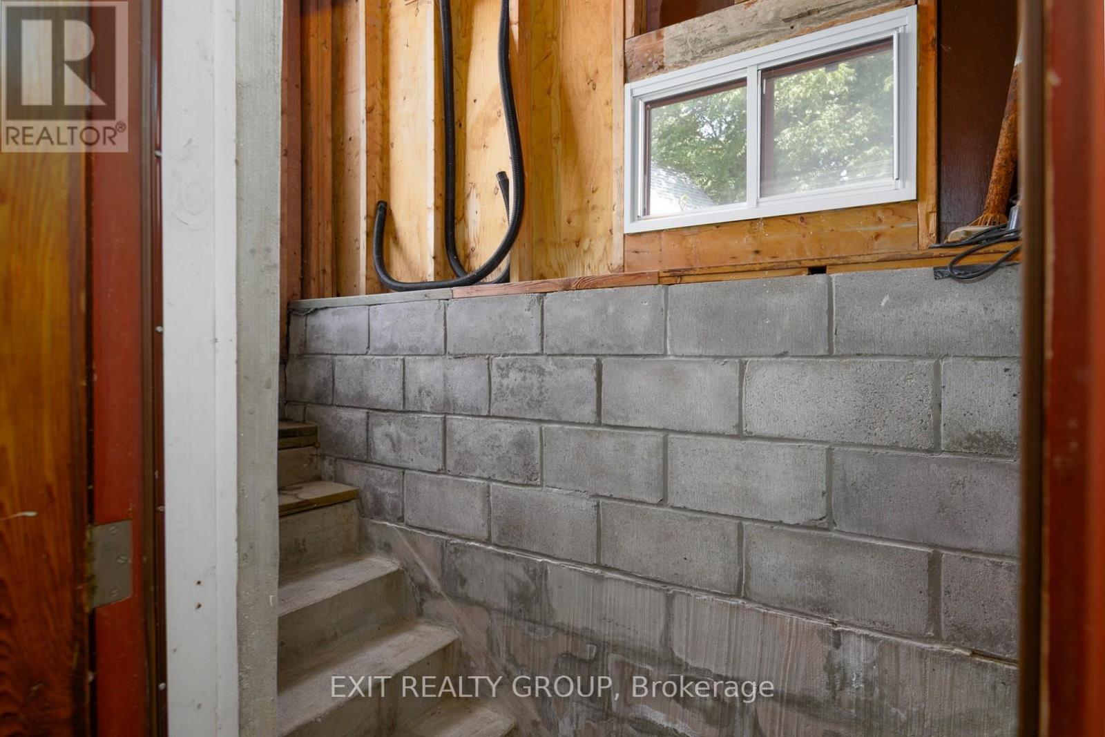 31 Lexington Crescent, Belleville, Ontario  K8P 4L2 - Photo 23 - X12691434