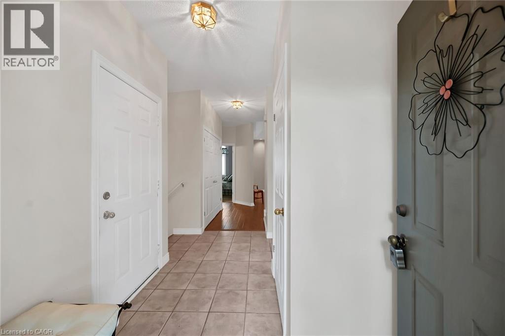 43 Twentyplace Boulevard, Mount Hope, Ontario  L0R 1W0 - Photo 4 - 40745920