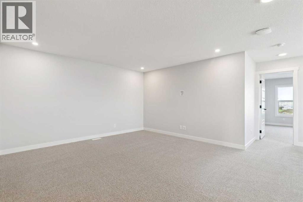 94 Heartwood Villas Se, Calgary, Alberta  T3S 0R4 - Photo 23 - A2271839