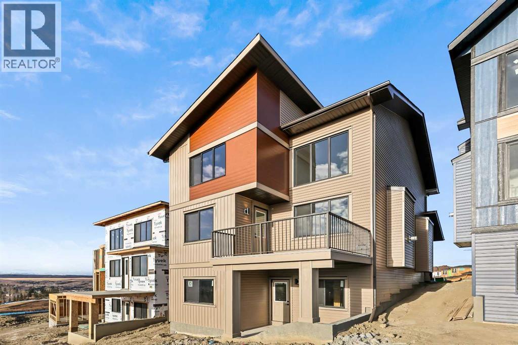 72 Heritage Ridge, Cochrane, Alberta  T4C 2J8 - Photo 2 - A2256304