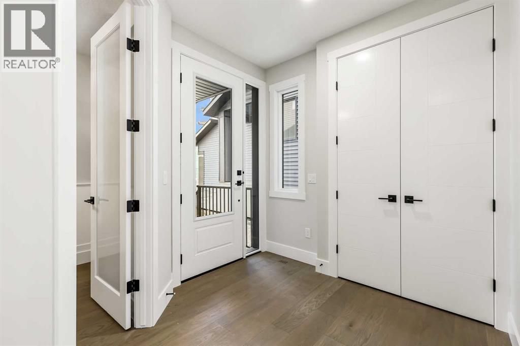 72 Heritage Ridge, Cochrane, Alberta  T4C 2J8 - Photo 7 - A2256304