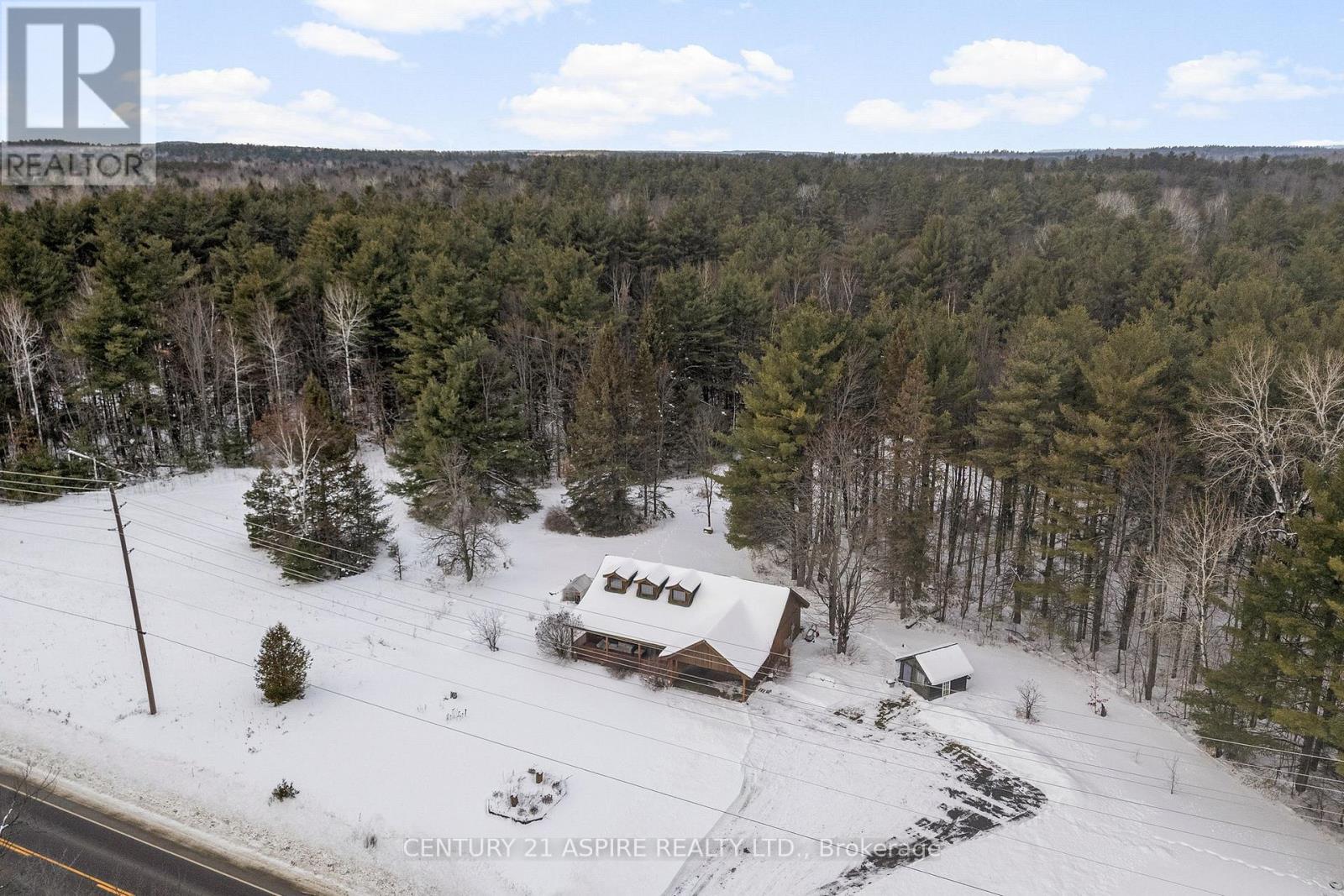 400 Calabogie Road, Mcnab/braeside, Ontario  K7S 3G8 - Photo 5 - X12691628