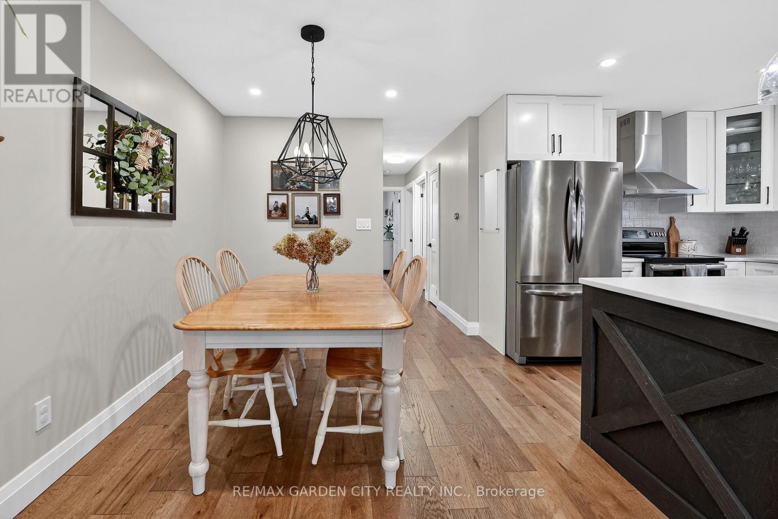 3917 Vineyard Crescent, Lincoln, Ontario  L0R 2C0 - Photo 11 - X12691432