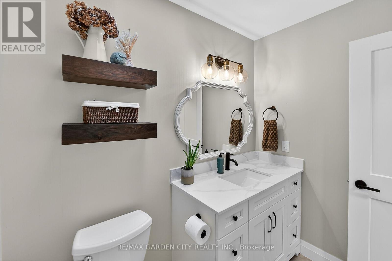 3917 Vineyard Crescent, Lincoln, Ontario  L0R 2C0 - Photo 20 - X12691432