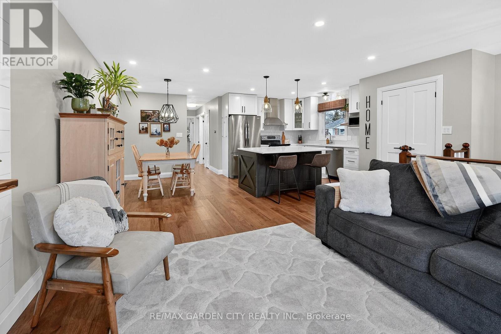 3917 Vineyard Crescent, Lincoln, Ontario  L0R 2C0 - Photo 6 - X12691432