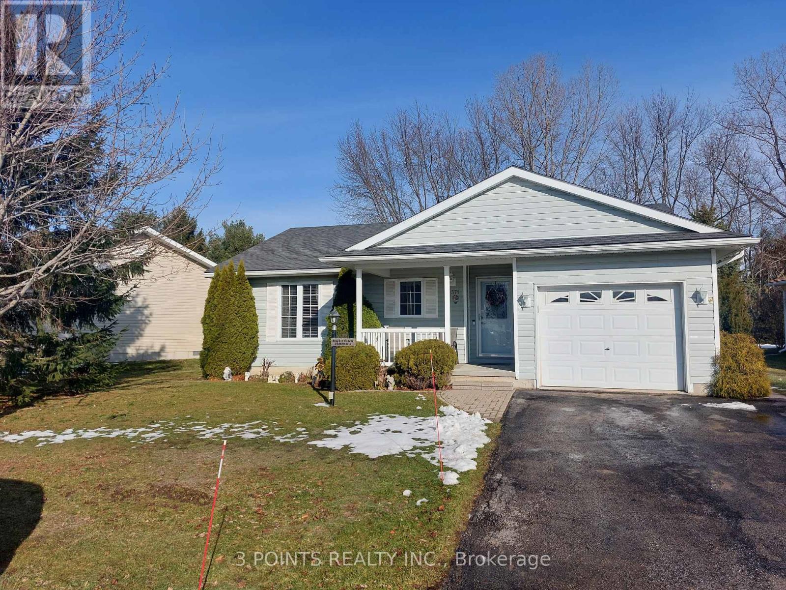 371 SHANNON BOULEVARD, South Huron, Ontario