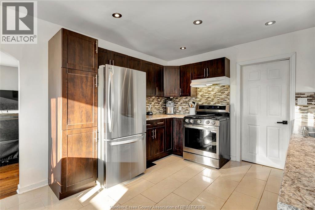 2572 Tourangeau Road, Windsor, Ontario  N8W 4N9 - Photo 10 - 26000980