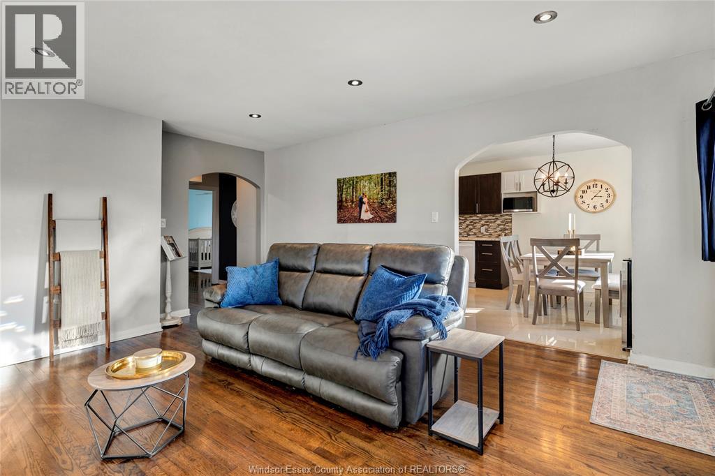 2572 Tourangeau Road, Windsor, Ontario  N8W 4N9 - Photo 4 - 26000980