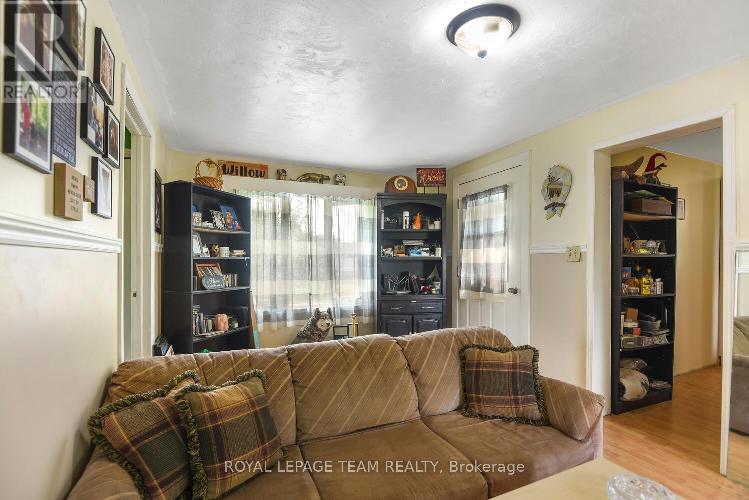 6 Burchell Street, Edwardsburgh/cardinal, Ontario  K0E 1T1 - Photo 13 - X12205878