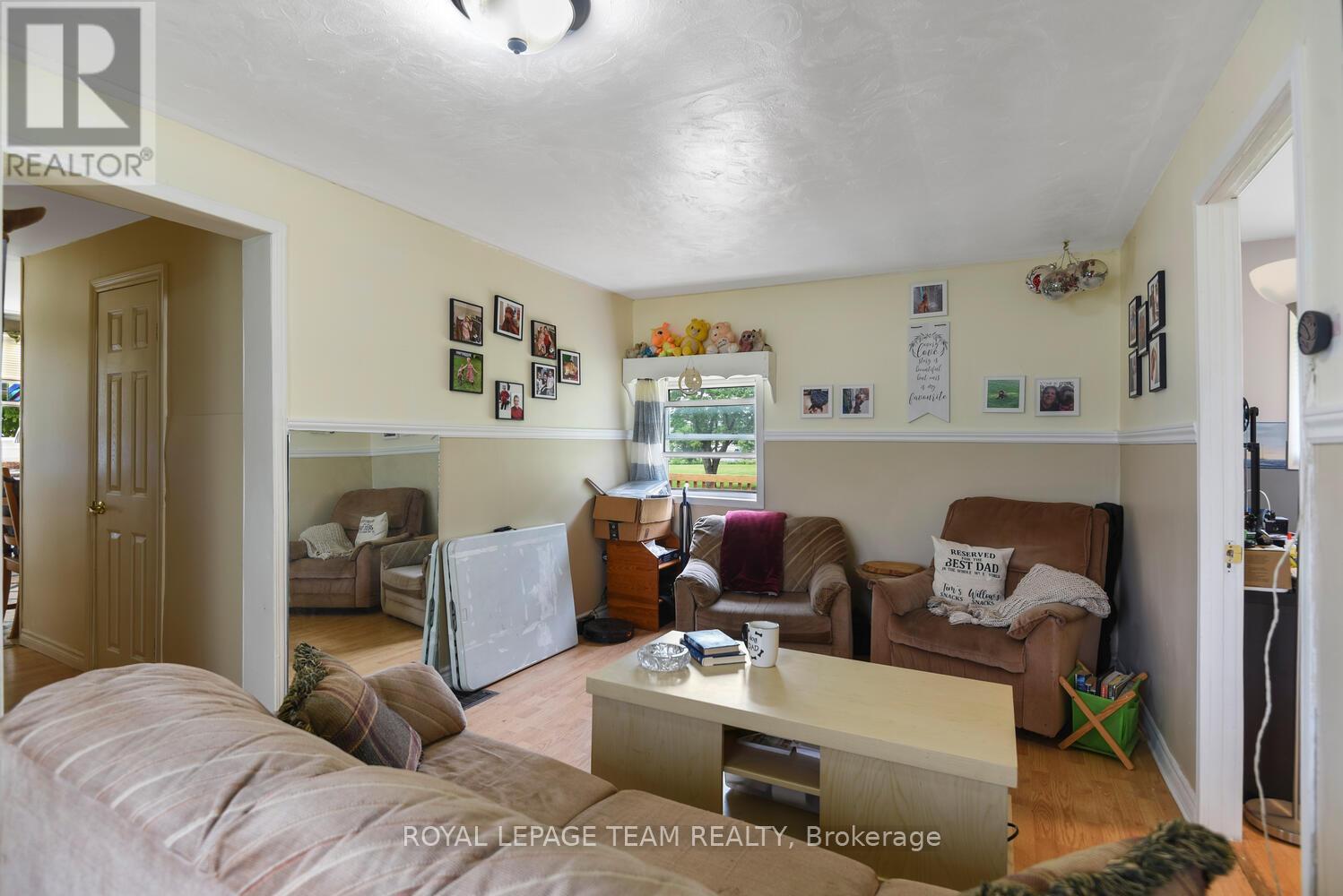 6 Burchell Street, Edwardsburgh/cardinal, Ontario  K0E 1T1 - Photo 12 - X12205878