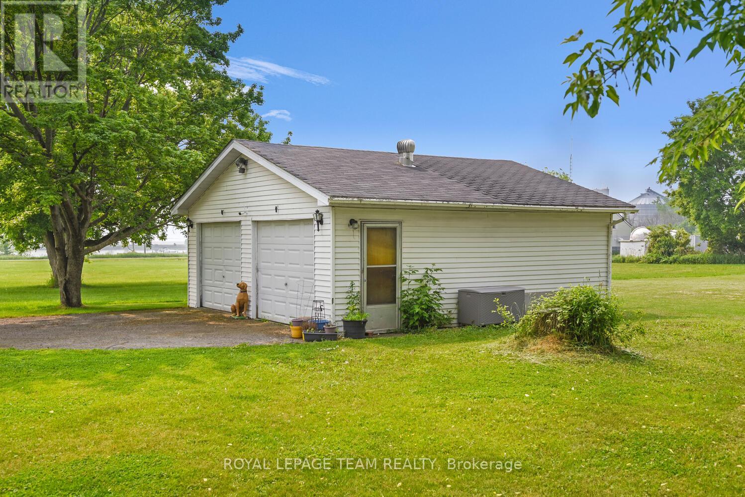 6 Burchell Street, Edwardsburgh/cardinal, Ontario  K0E 1T1 - Photo 35 - X12205878