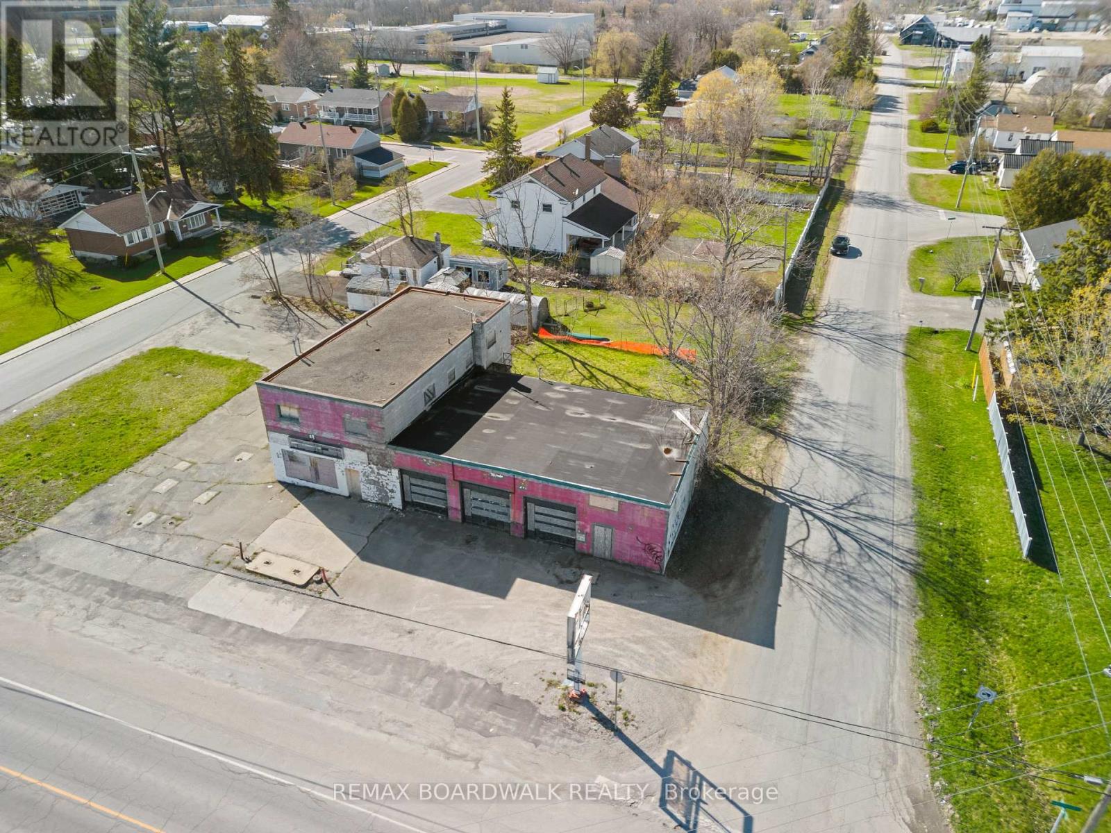 7526 Roger Stevens Drive S, Smiths Falls, Ontario  K7A 4X8 - Photo 3 - X12209438