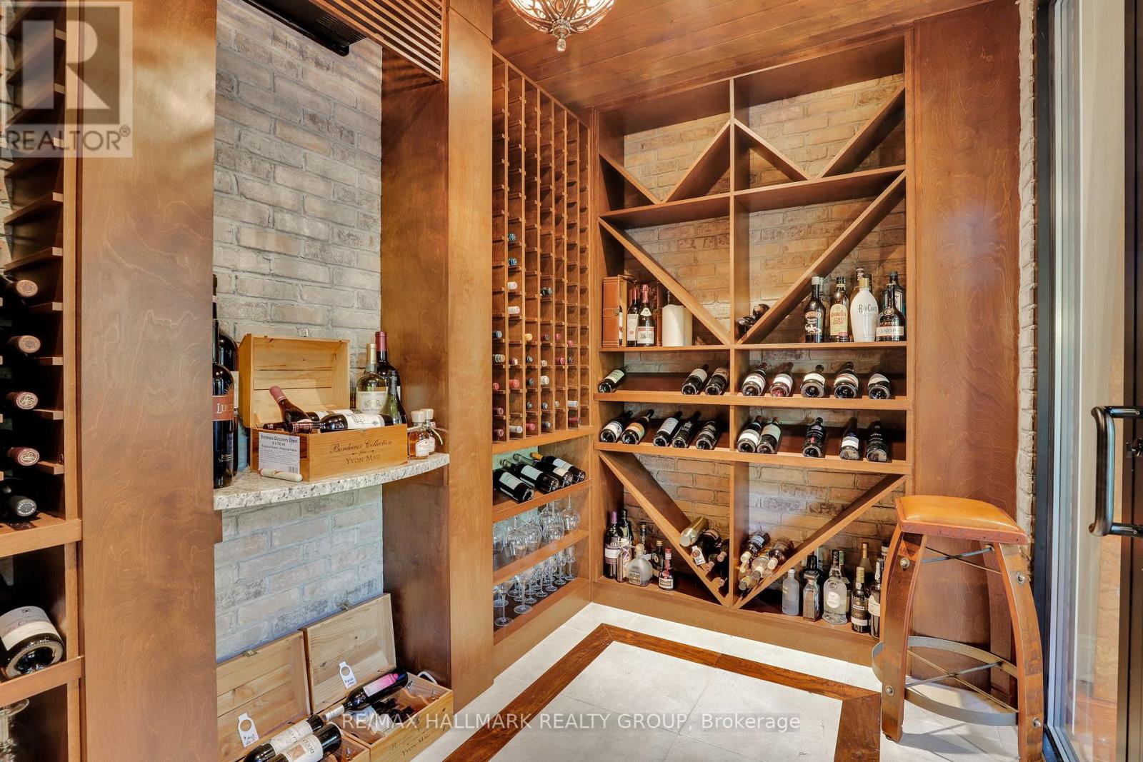 45 Crescent Heights, Ottawa, Ontario  K1S 3G7 - Photo 14 - X12416824