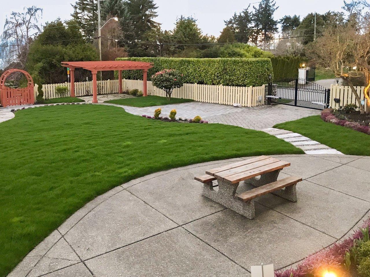 Listing Picture 39 of 39 : 14008 MARINE DRIVE, White Rock - 魯藝地產 Yvonne Lu Group - MLS Medallion Club Member