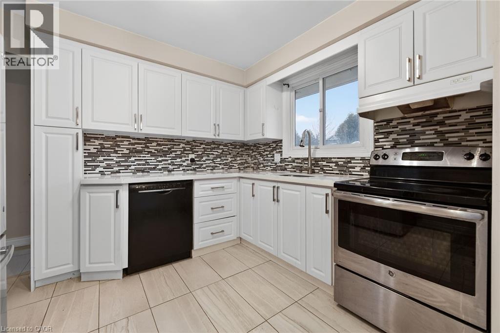 7053 Bonnie Street, Niagara Falls, Ontario  L2G 7N1 - Photo 13 - 40792622