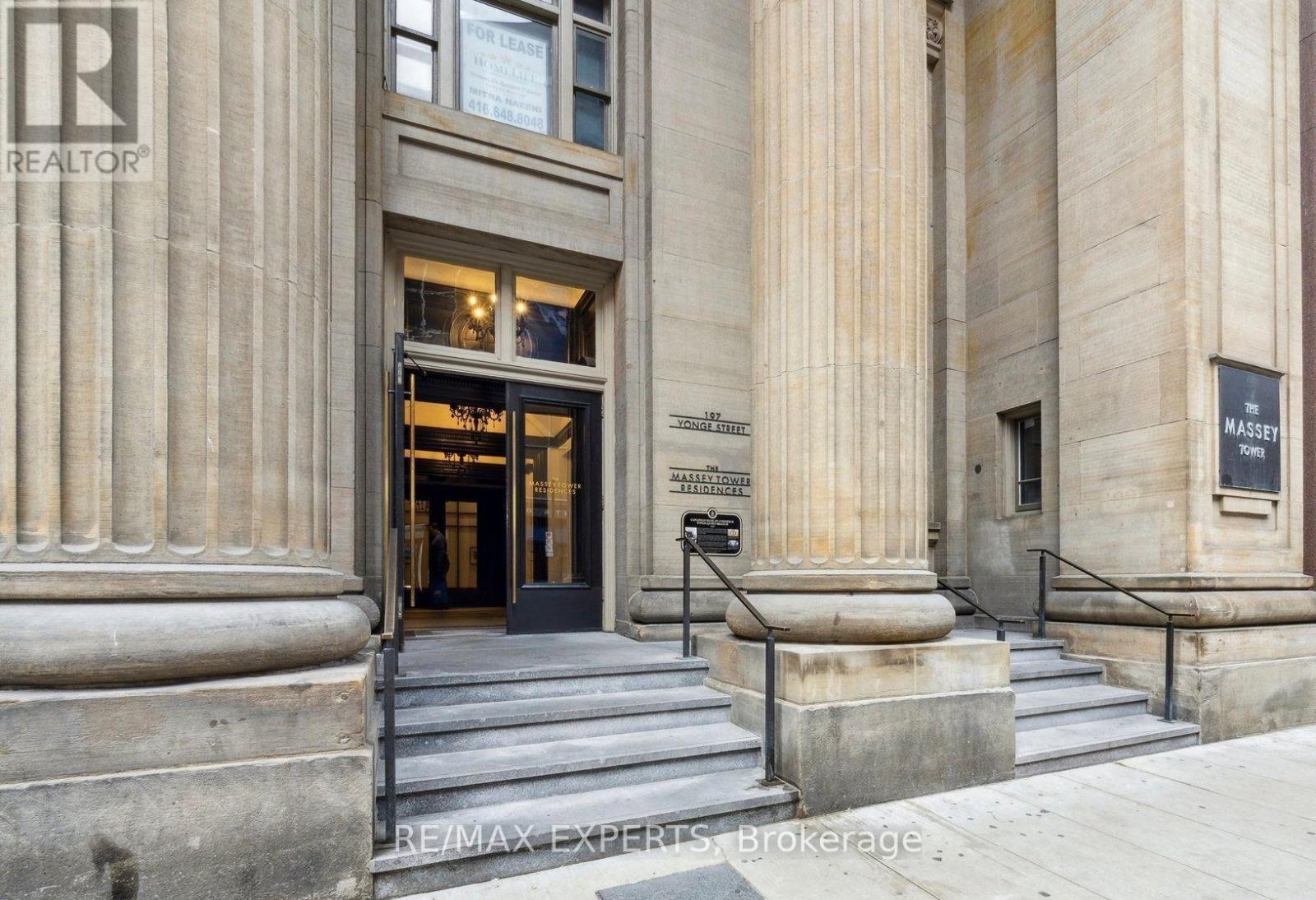 3414 - 197 Yonge Street, Toronto, Ontario  M5B 0C1 - Photo 2 - C12691410