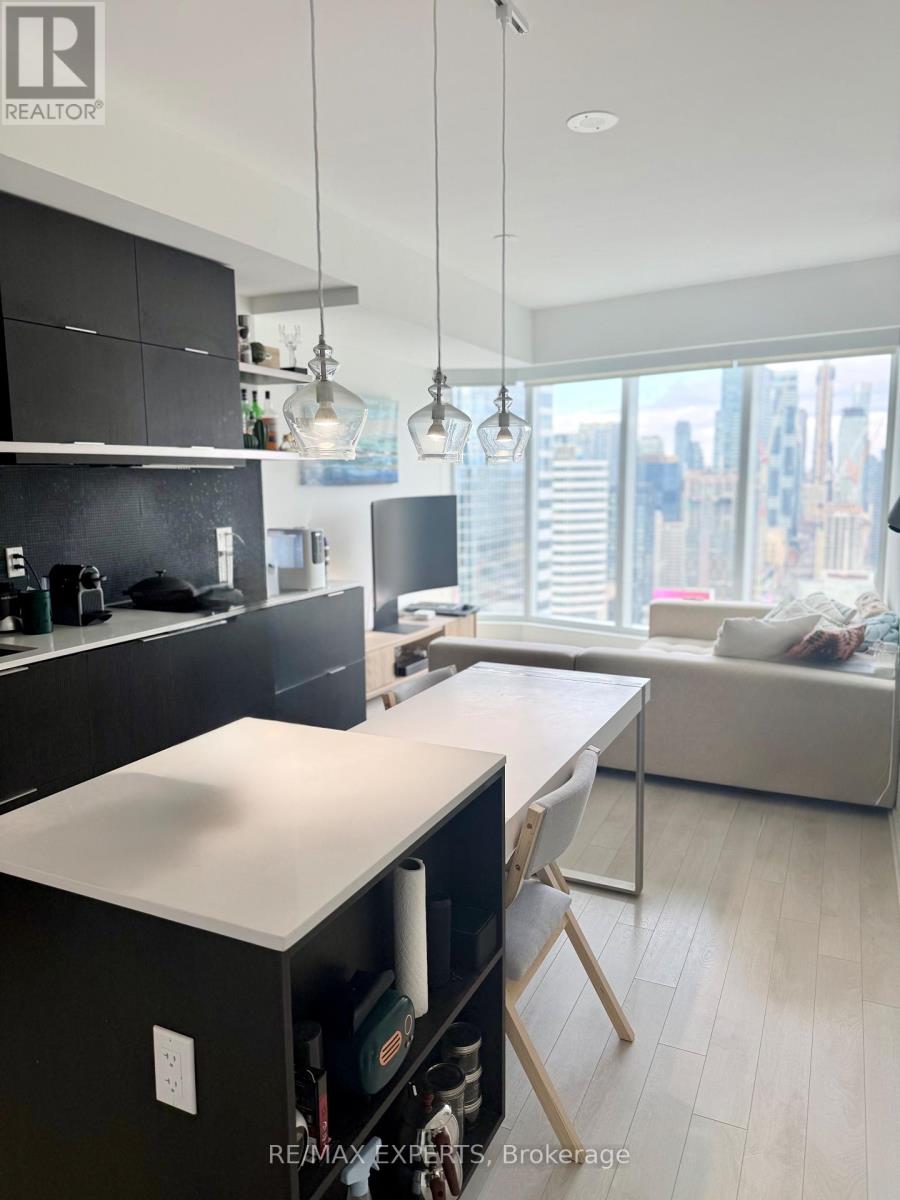 3414 - 197 Yonge Street, Toronto, Ontario  M5B 0C1 - Photo 6 - C12691410