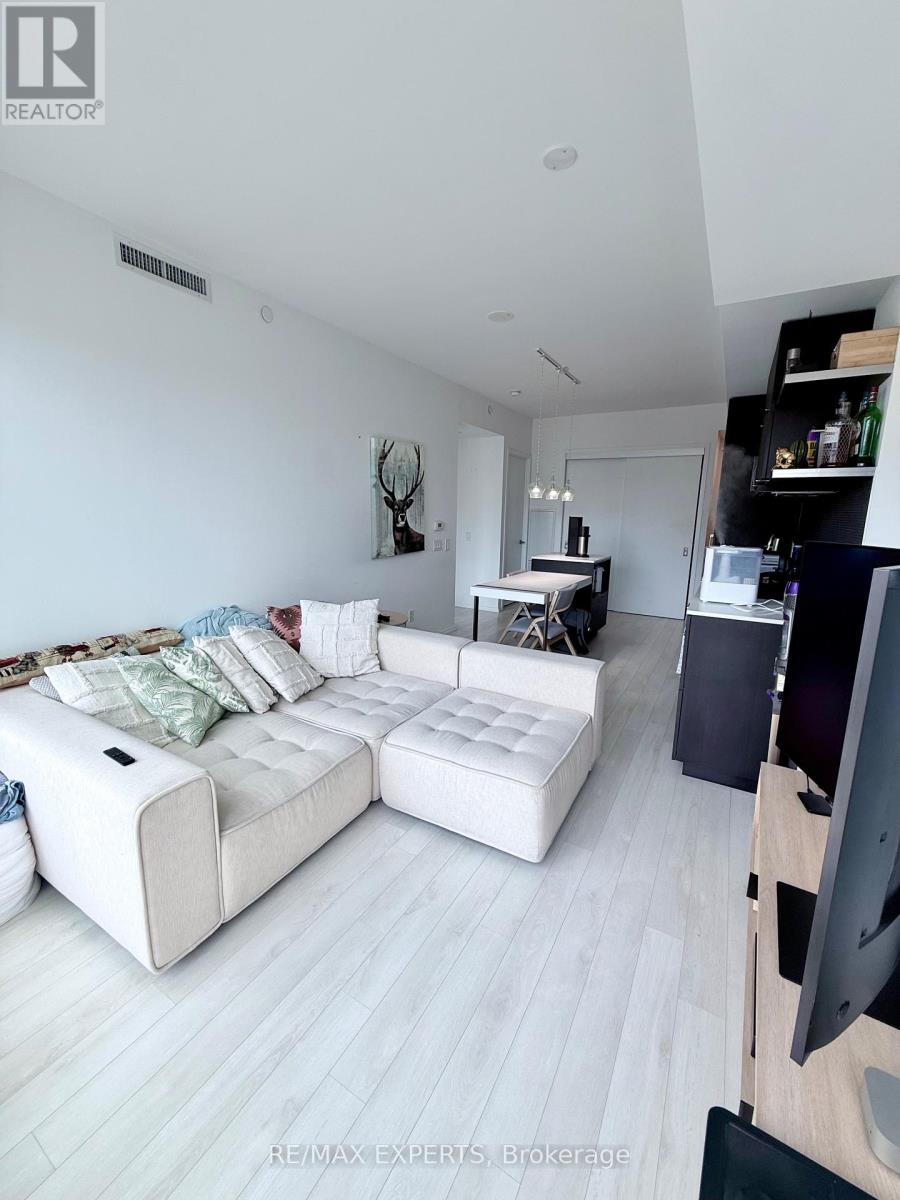 3414 - 197 Yonge Street, Toronto, Ontario  M5B 0C1 - Photo 8 - C12691410