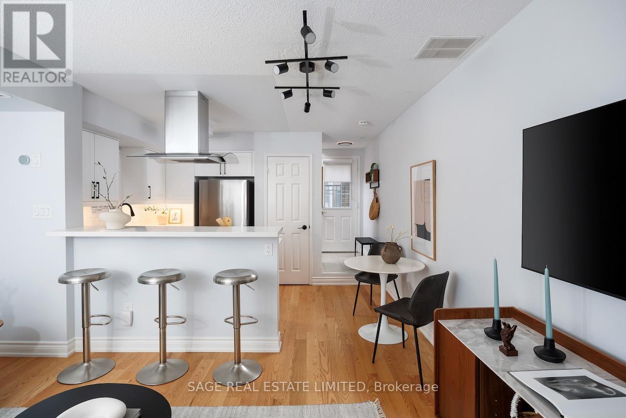 144 - 30 Merchant Lane, Toronto, Ontario  M6P 4J6 - Photo 2 - C12691584