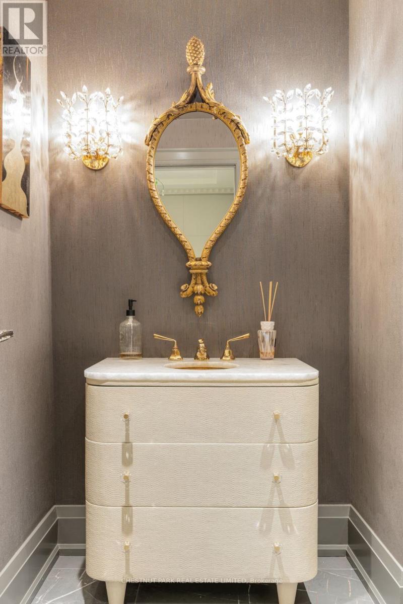 84 Oriole Road, Toronto, Ontario  M4V 2G1 - Photo 22 - C12691640