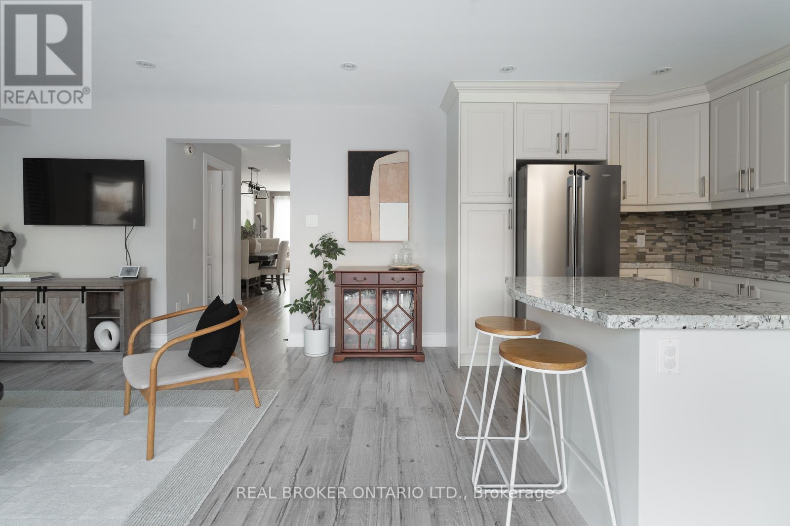 91 Tansley Crescent, Ajax, Ontario  L1Z 1Y4 - Photo 9 - E12691416