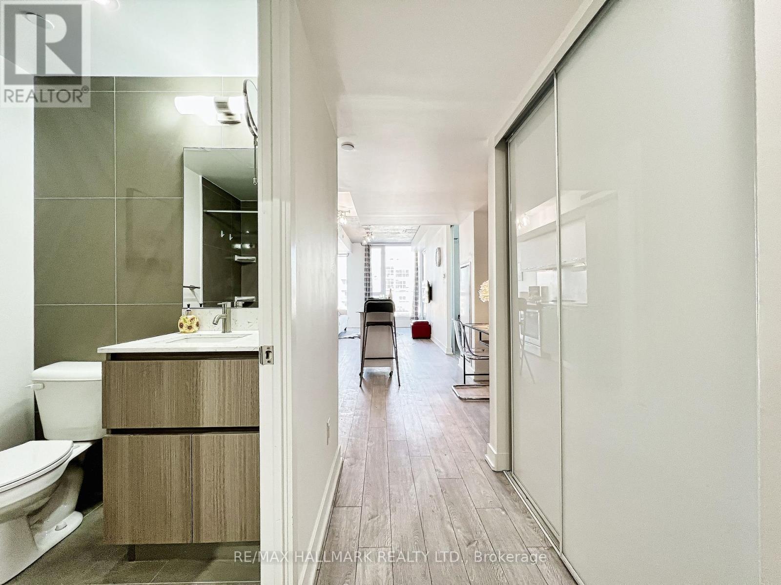 721 - 30 Baseball Place, Toronto (South Riverdale), Ontario  M4M 0E8 - Photo 15 - E12691468