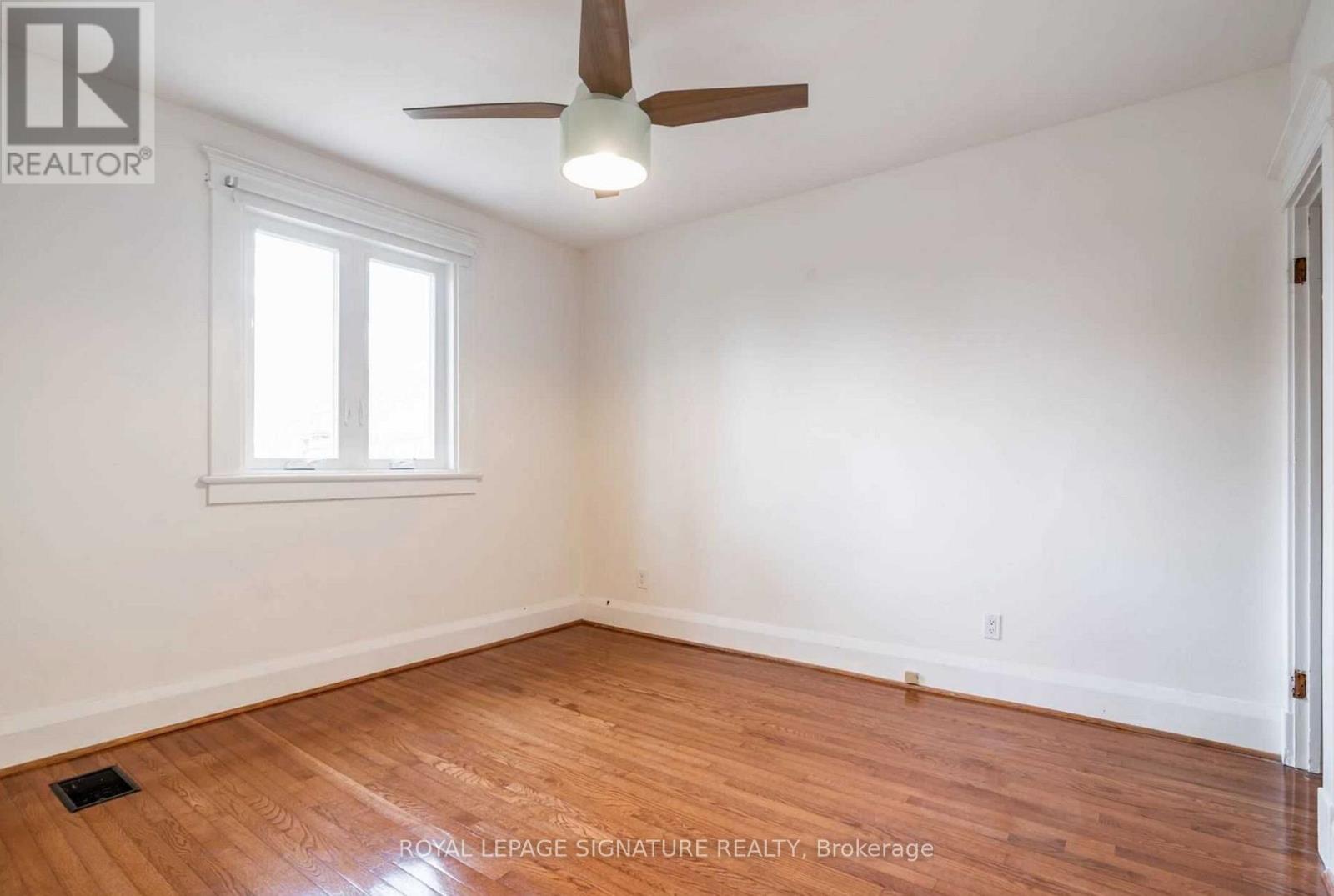 62 Kingsmount Park Road, Toronto, Ontario  M4L 3L4 - Photo 7 - E12691666