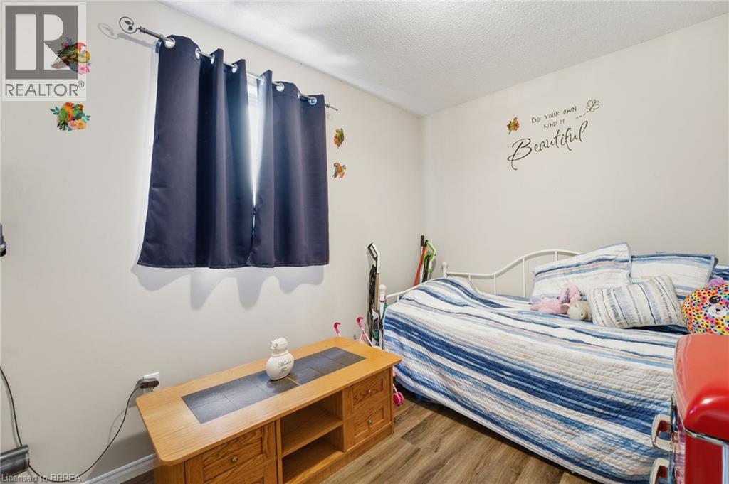 71 Barnes Avenue, Brantford, Ontario  N3R 4Y9 - Photo 9 - 40797896