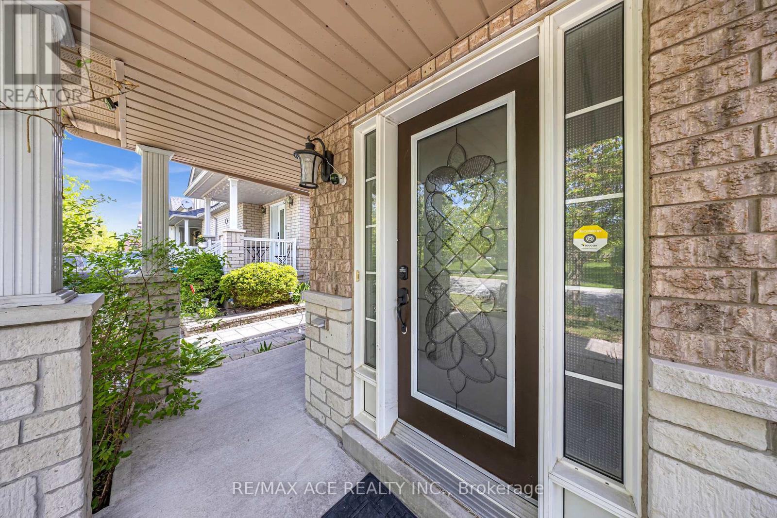 45 Harry Blaylock Drive, Markham, Ontario  L6E 2H1 - Photo 3 - N12691512