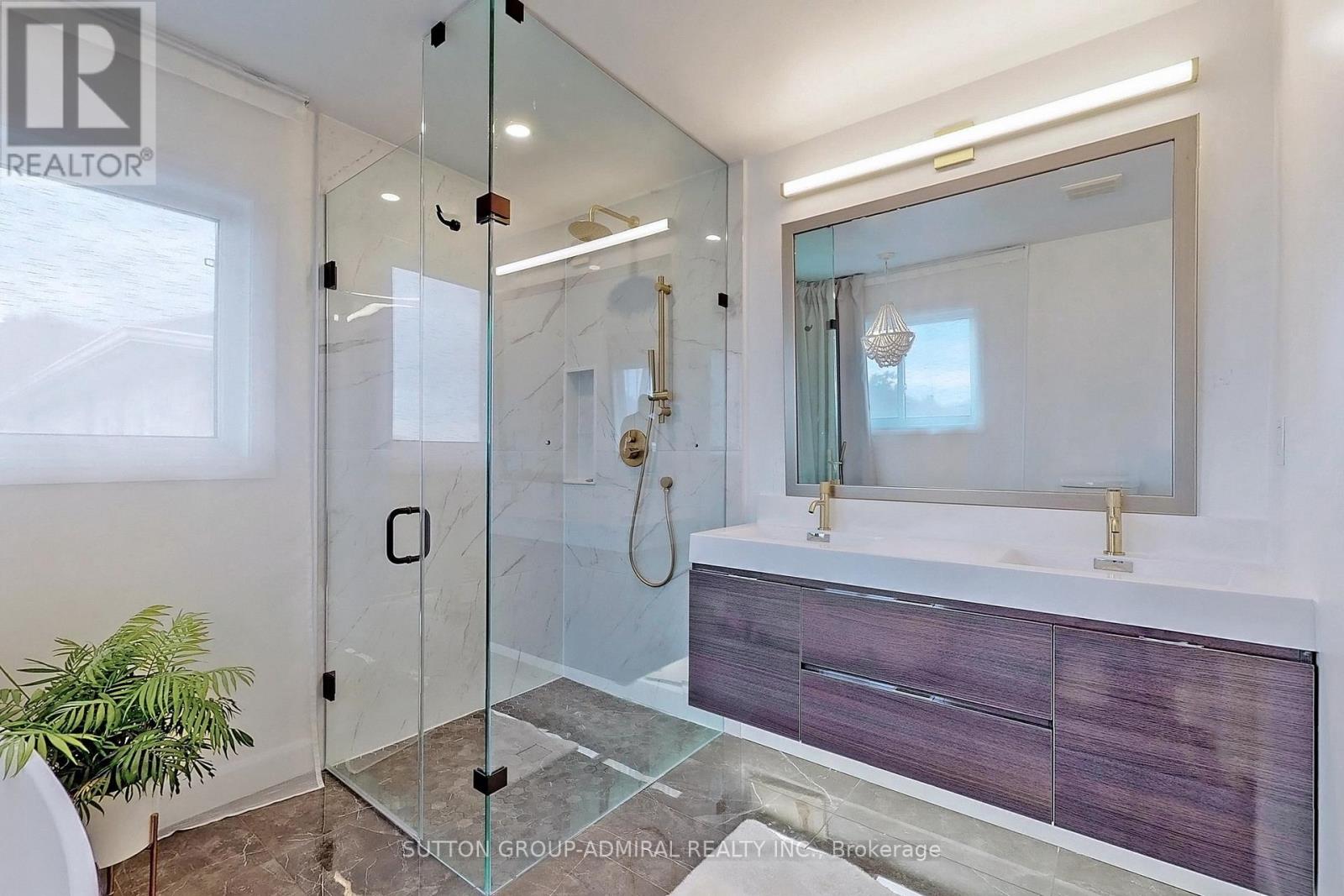 183 Ravineview Drive, Vaughan, Ontario  L6A 3T2 - Photo 13 - N12691528