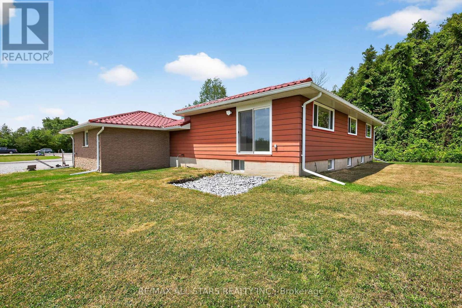 22429 Kennedy Road, East Gwillimbury, Ontario  L0G 1R0 - Photo 29 - N12691540