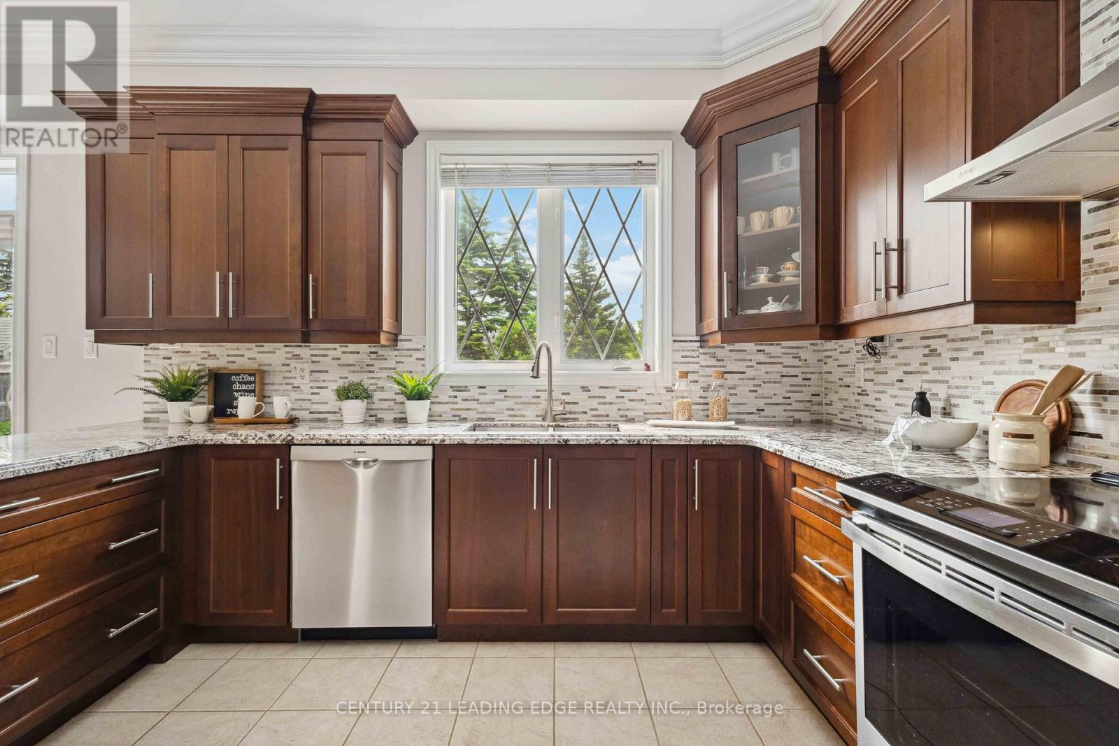 83 Joseph Street, Uxbridge, Ontario  L9P 1Z5 - Photo 9 - N12691586