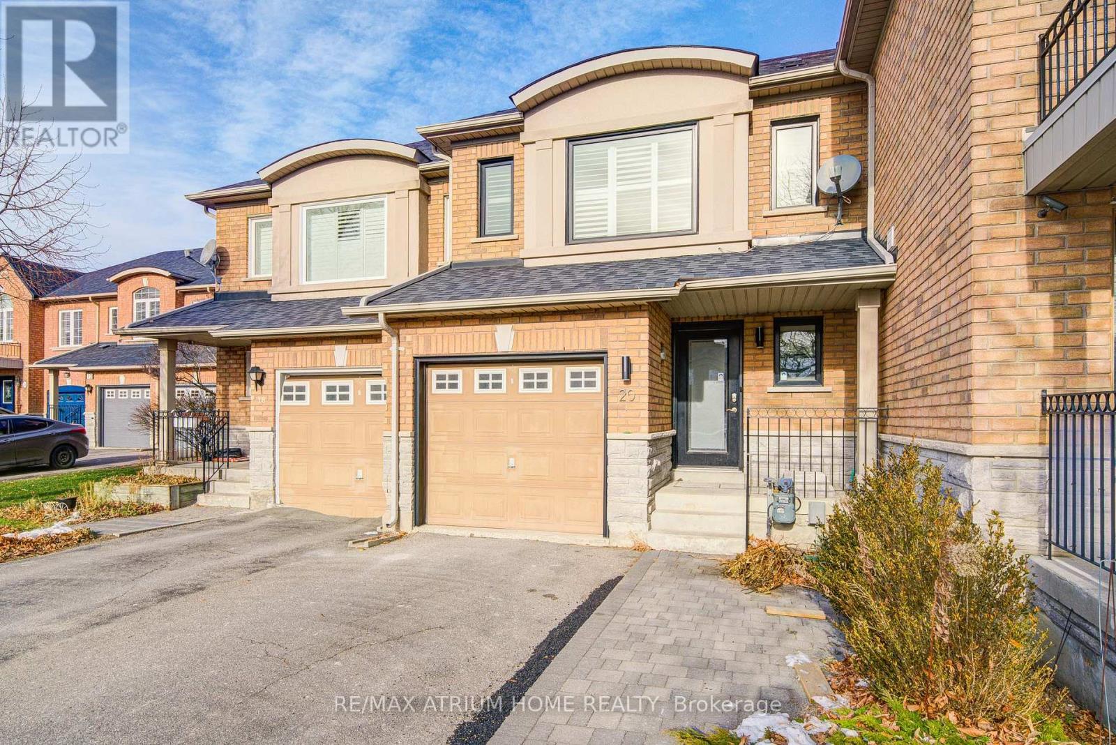 20 Maple Sugar Lane, Vaughan (Patterson), Ontario  L4J 8S5 - Photo 2 - N12691622