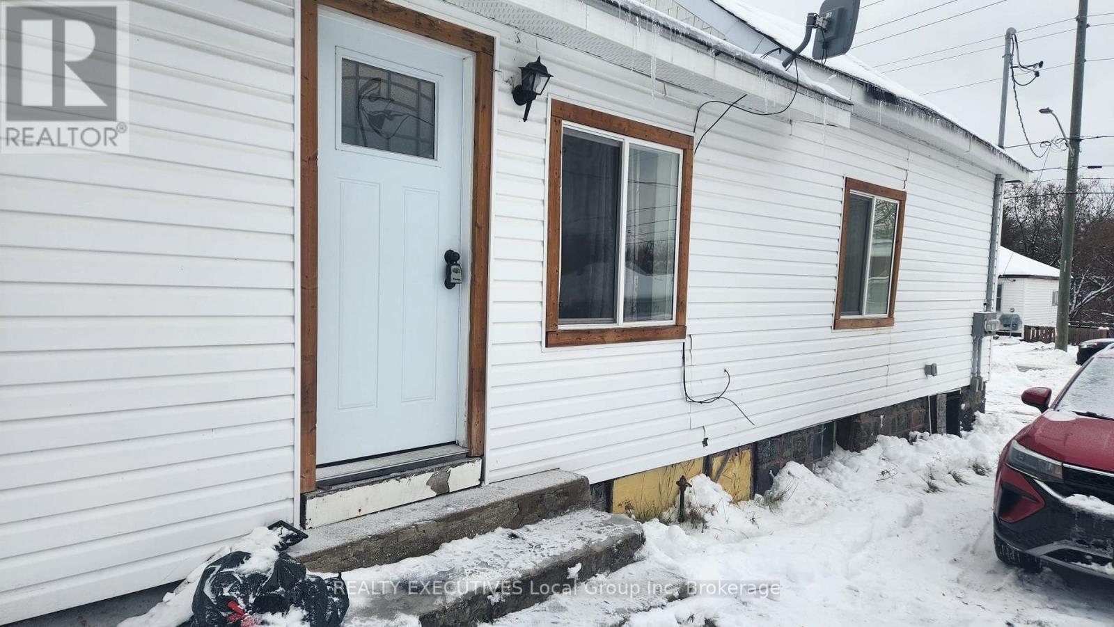 243 Princess Street E, North Bay, Ontario  P1B 1R1 - Photo 4 - X12597336