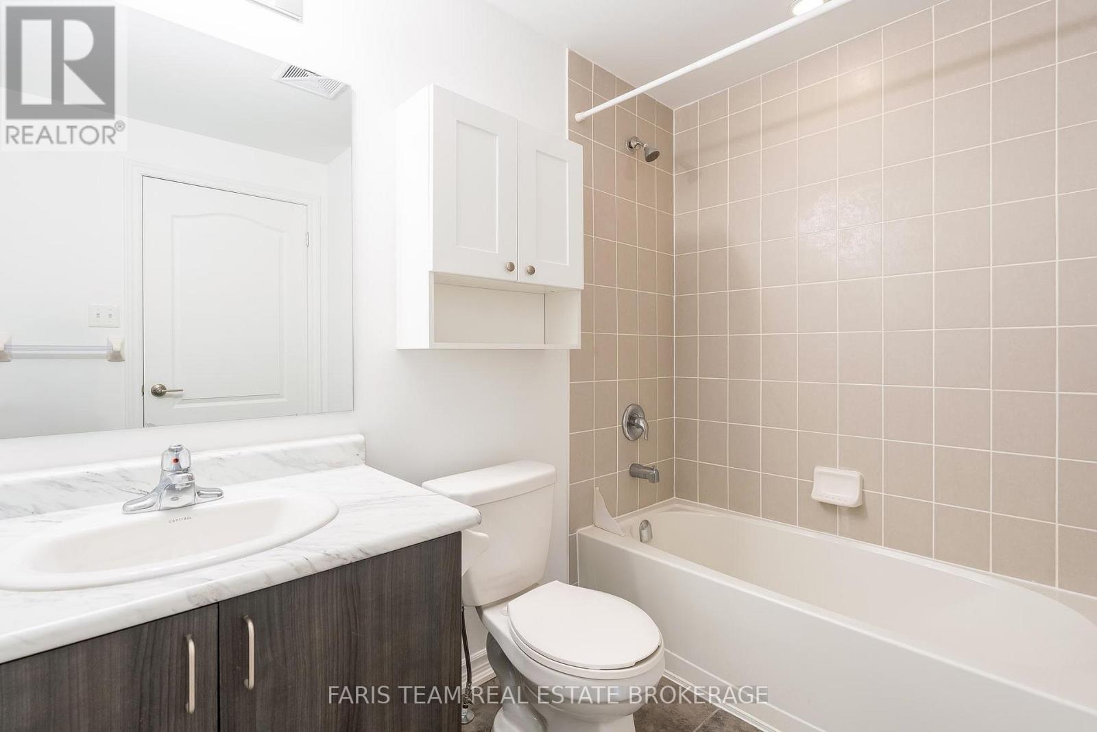 402 - 100 Dean Avenue, Barrie, Ontario  L9J 0H1 - Photo 24 - S12691498