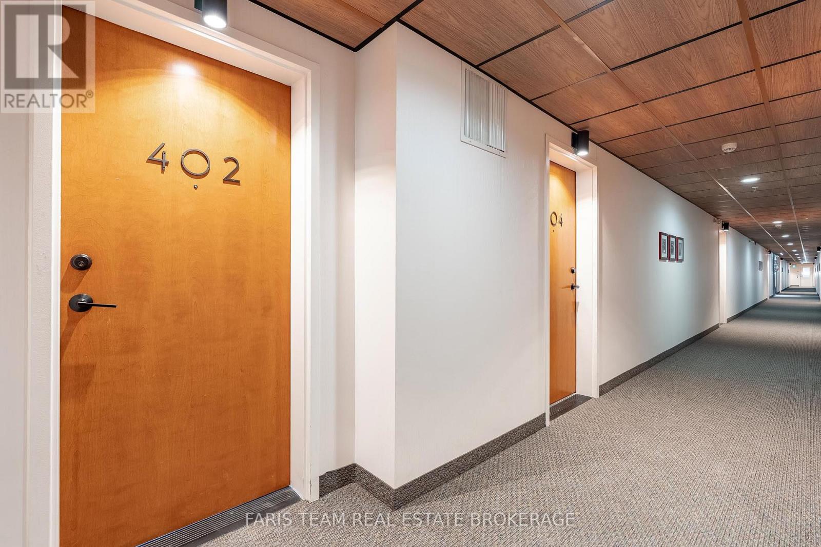 402 - 100 Dean Avenue, Barrie, Ontario  L9J 0H1 - Photo 6 - S12691498