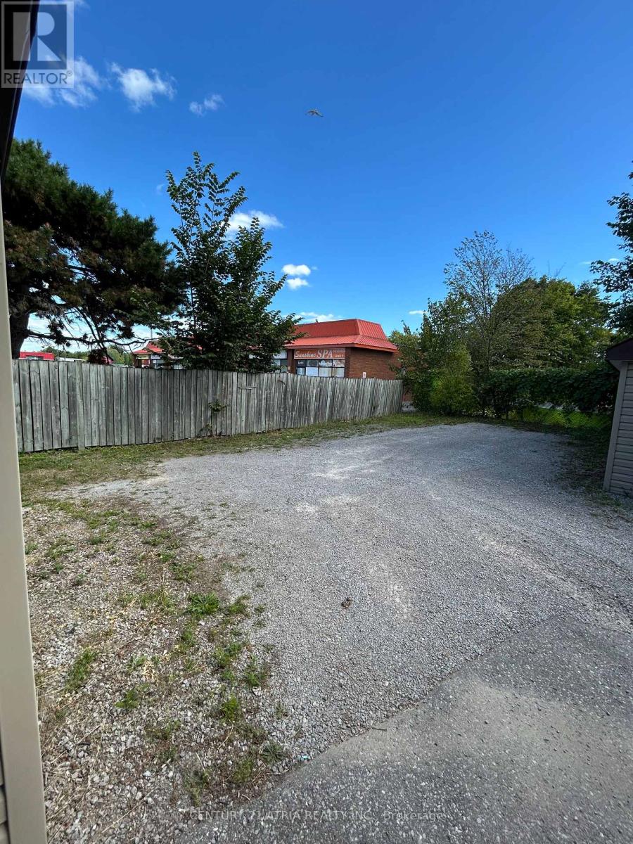 41 Bloor Street E, Oshawa (Lakeview), Ontario  L1H 3L9 - Photo 12 - E12378254