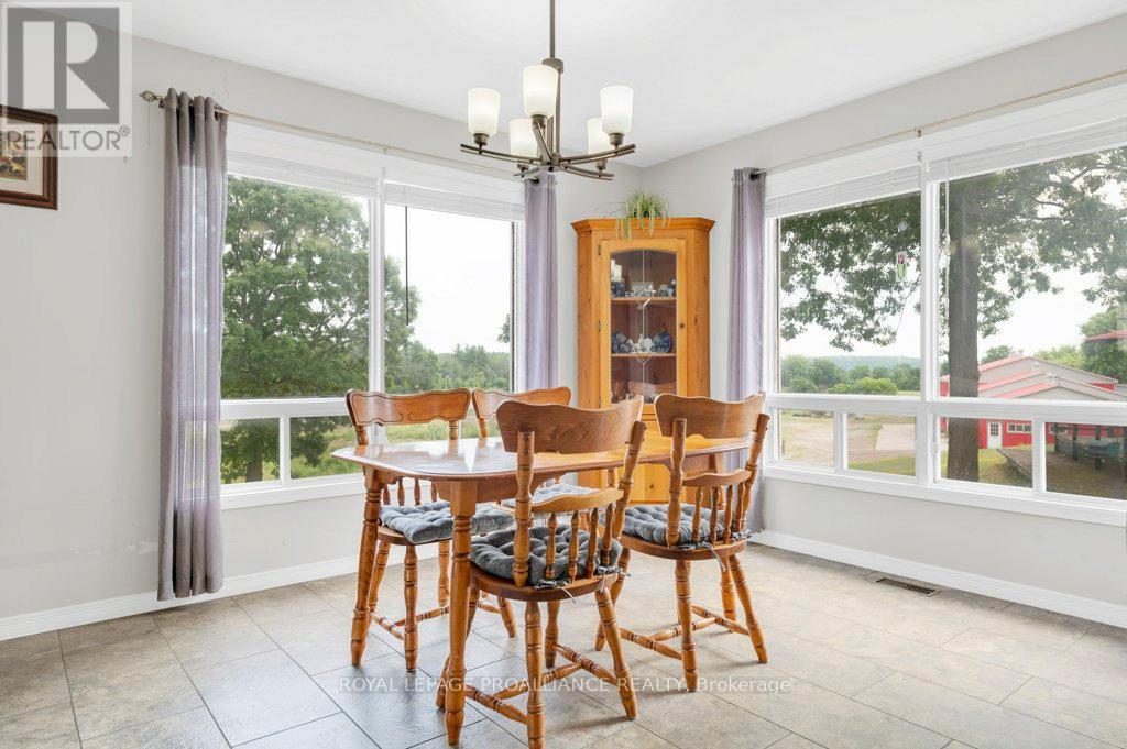 255 Huffman Road, Quinte West (Murray Ward), Ontario  K0K 2C0 - Photo 12 - X12504888