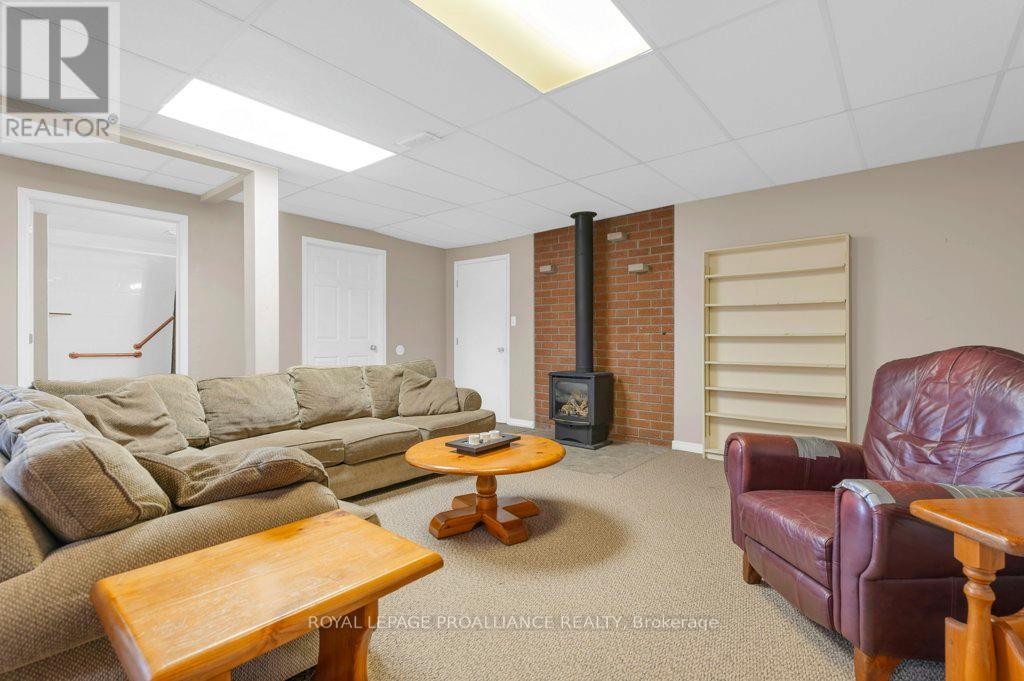 255 Huffman Road, Quinte West (Murray Ward), Ontario  K0K 2C0 - Photo 24 - X12504888