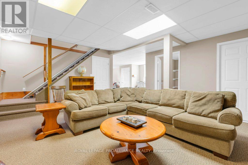 255 Huffman Road, Quinte West (Murray Ward), Ontario  K0K 2C0 - Photo 25 - X12504888