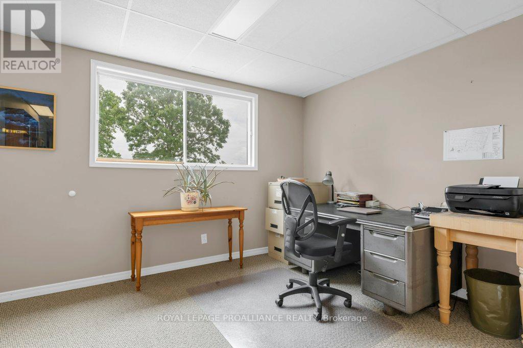 255 Huffman Road, Quinte West (Murray Ward), Ontario  K0K 2C0 - Photo 29 - X12504888