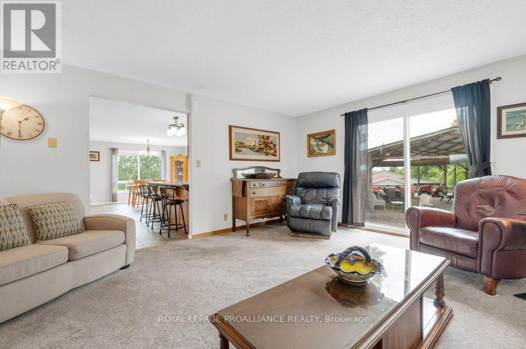 255 Huffman Road, Quinte West (Murray Ward), Ontario  K0K 2C0 - Photo 7 - X12504888