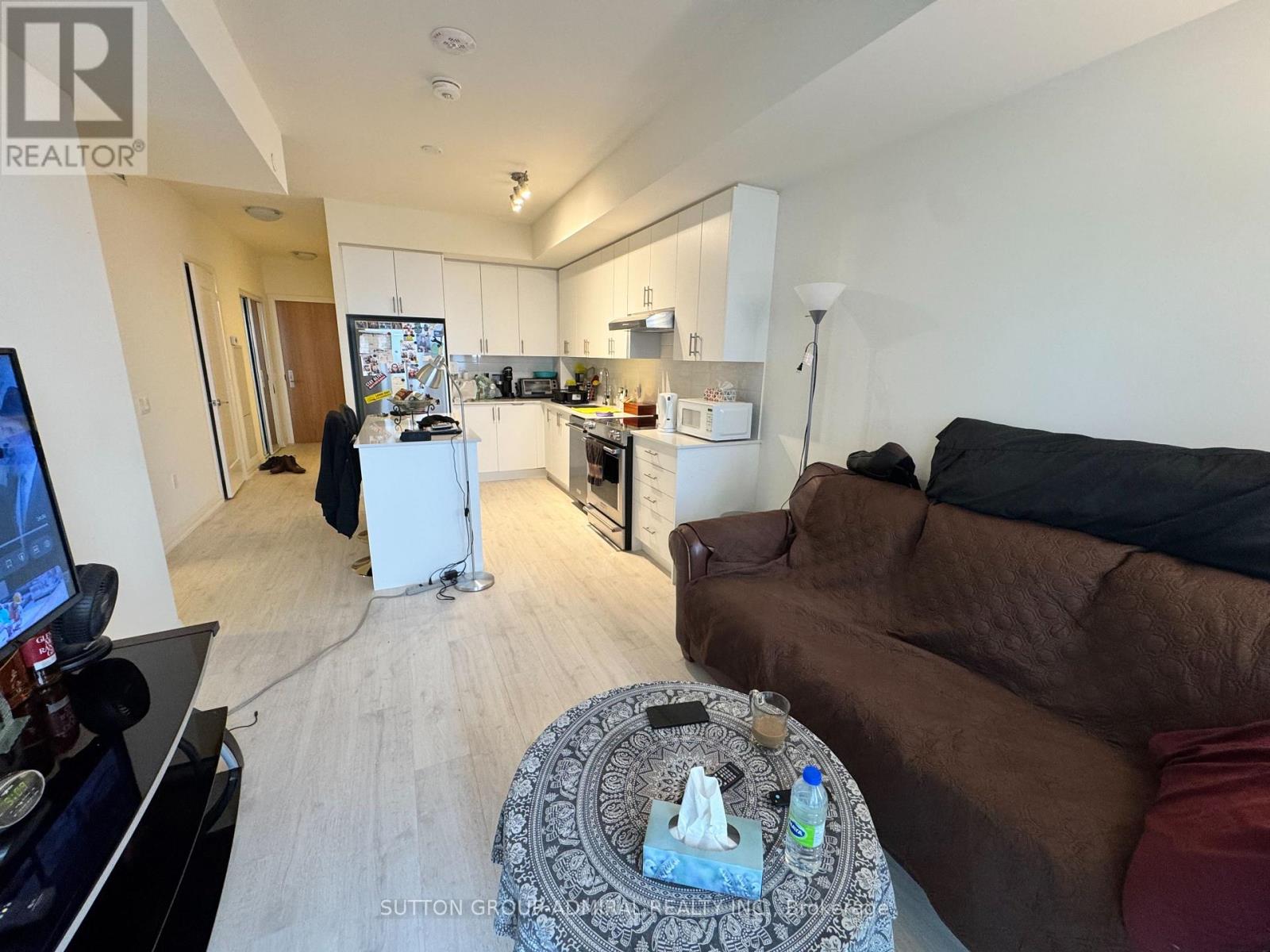 810 - 8960 Jane Street, Vaughan, Ontario  L4K 0N9 - Photo 3 - N12683818